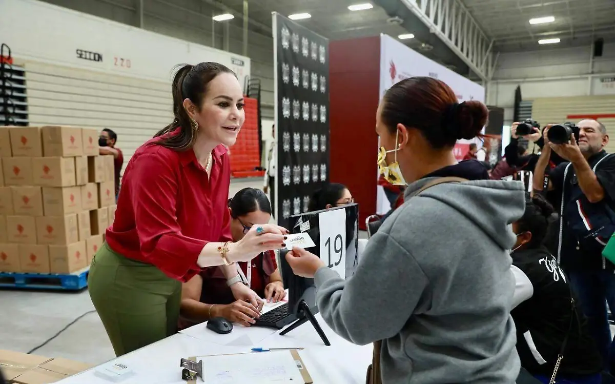 NLD echa andar programa alimentario para beneficiar a 3 mil familias 